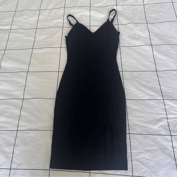 GUESS - BLACK DRESS* - Picture 1 of 4